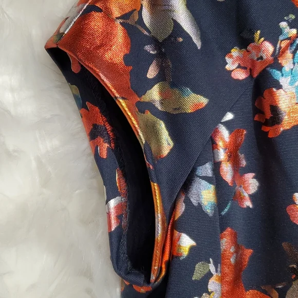 Beige By Eci Sz 4 Floral with Metallic looking flowers. BEAUTIFUL dress - Picture 7 of 15